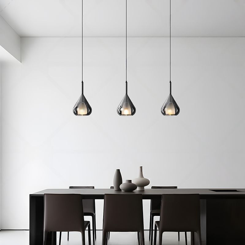 La Lampada a Sospensione in Vetro Luce di Lacrime