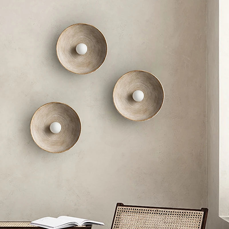 Retro Ceramic Style Resin Round Japandi LED Wall Light