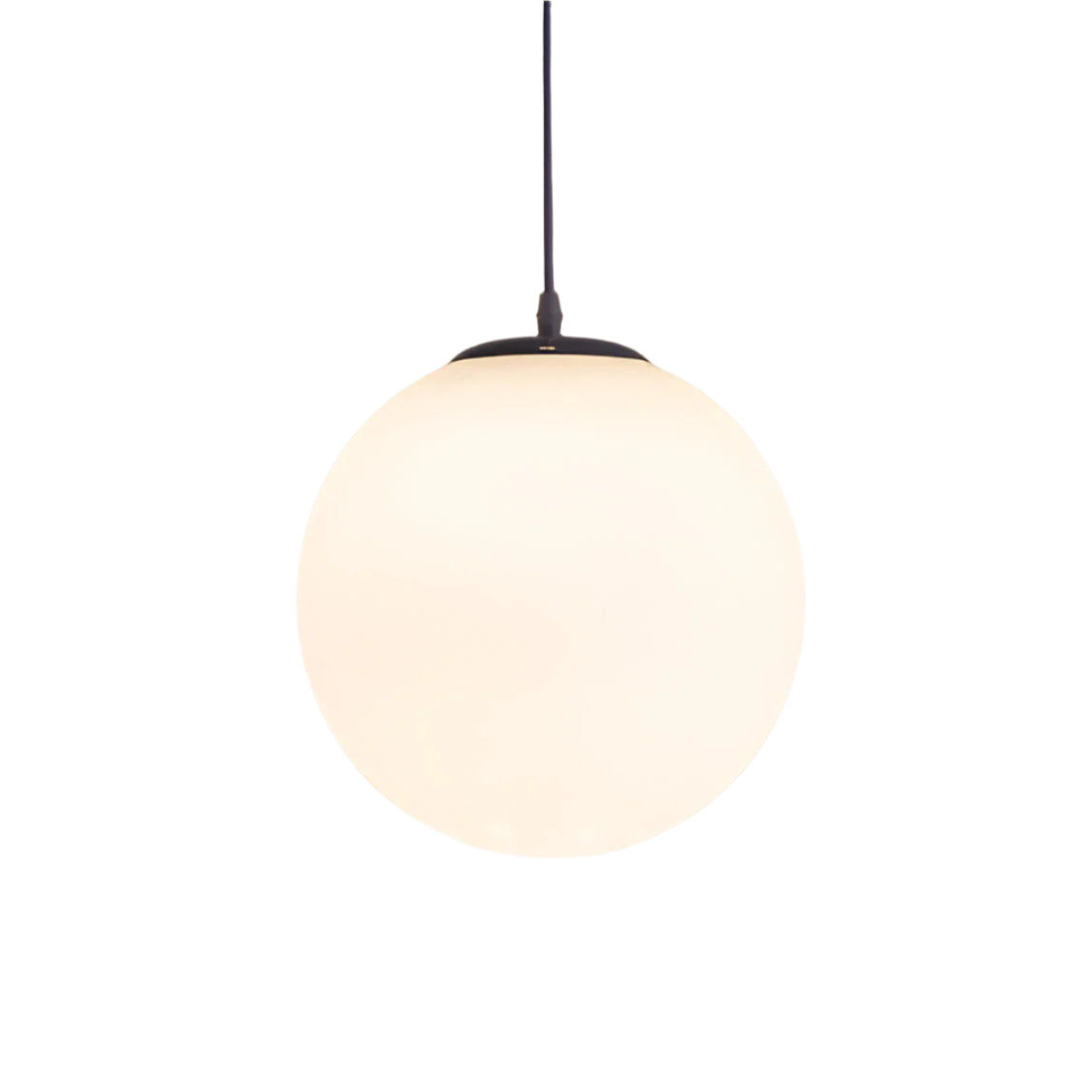 Suspension en verre laiteux en forme de globe