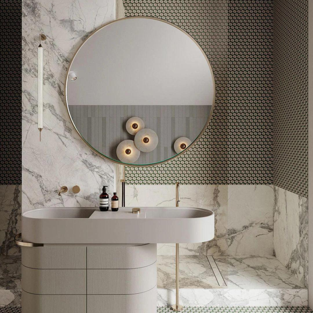 Alabaster Radiance Minimalist Elegance Wall Lamp