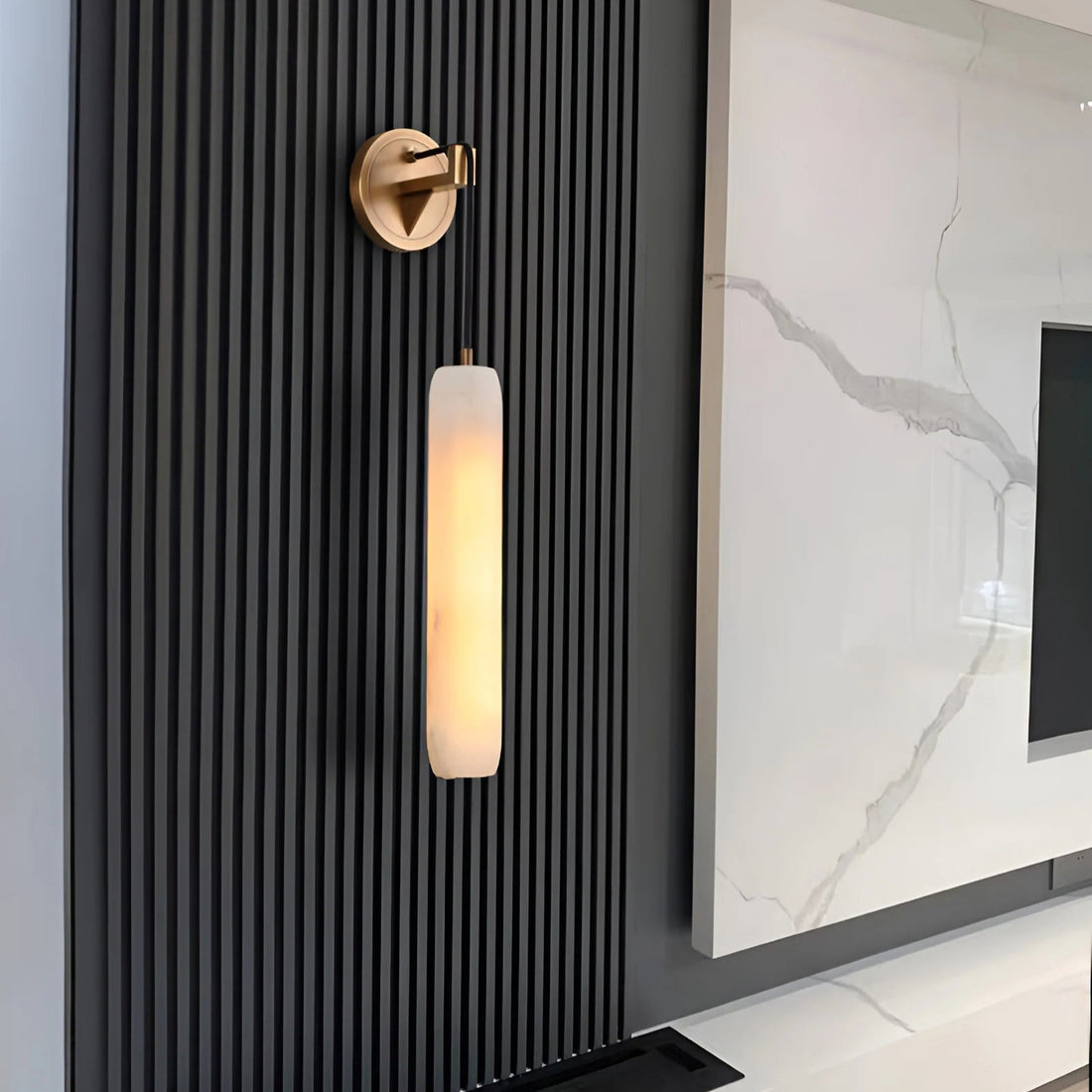 Serenata Flute Alabaster Elegant Wall Light