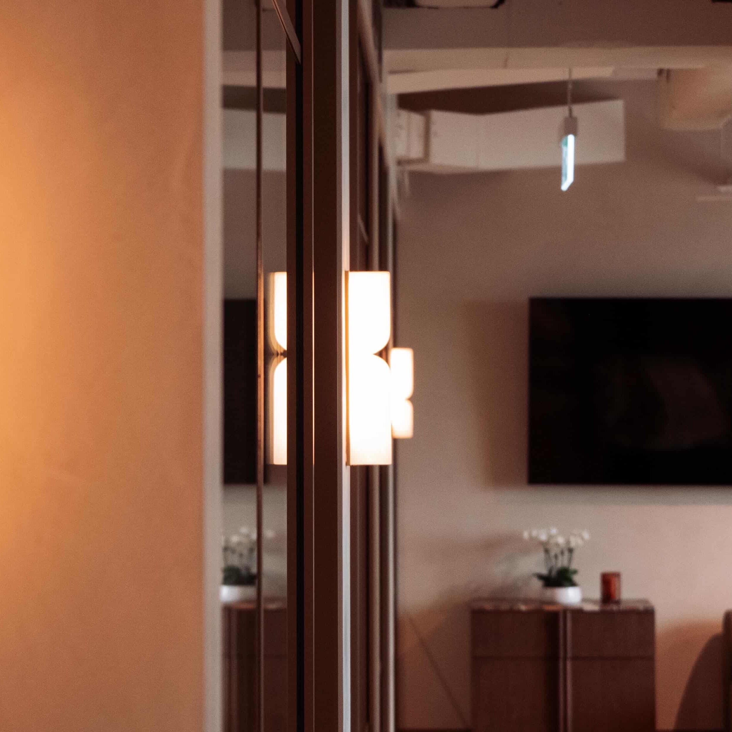 Lampada da parete moderna in essenza di alabastro rettangolare