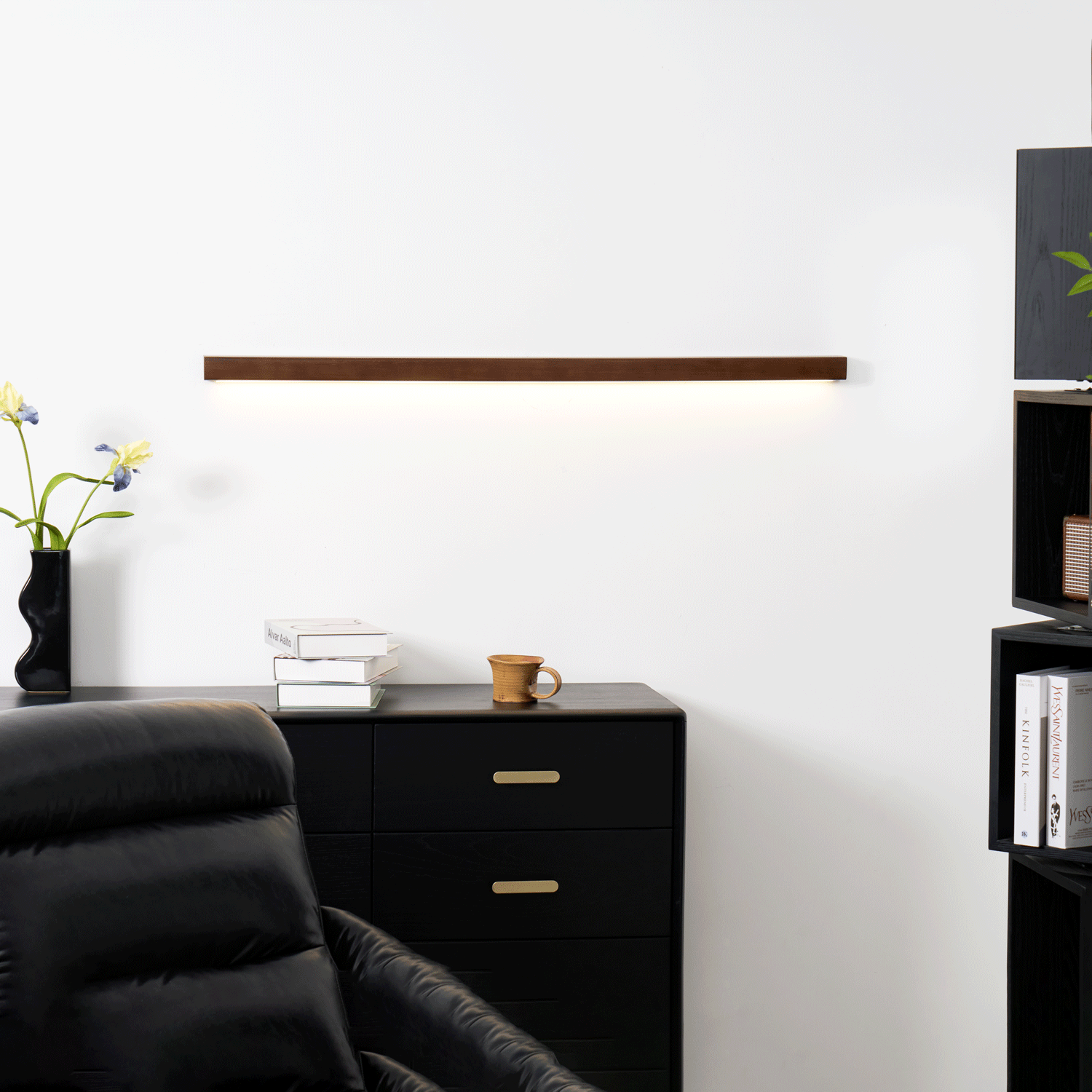 Arlo Nordic Linear Wood Wall Light