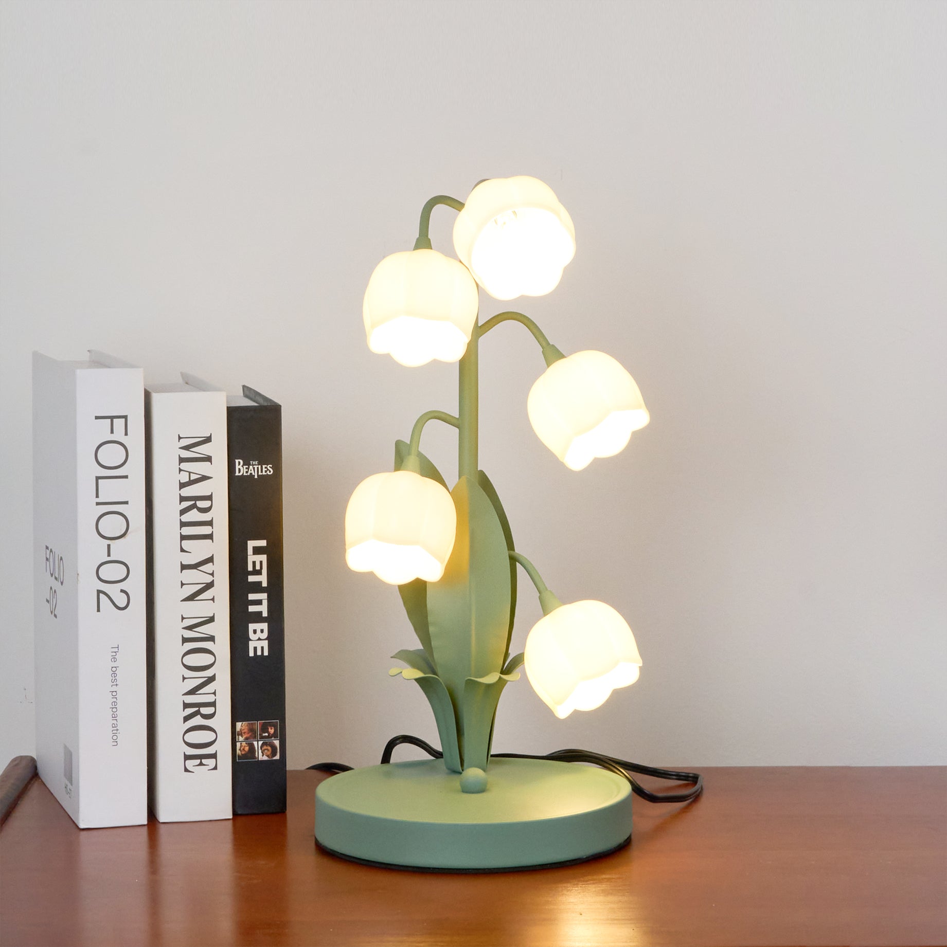 Bell Orchid Nordic Iron Glass Flower Table Light