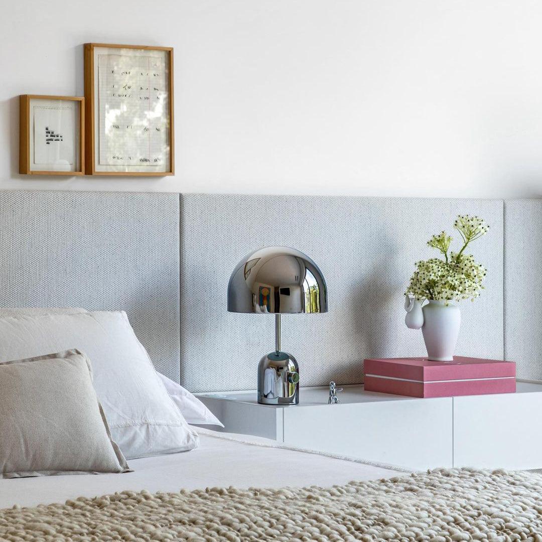 Solenne Modern Metal Table Lamp