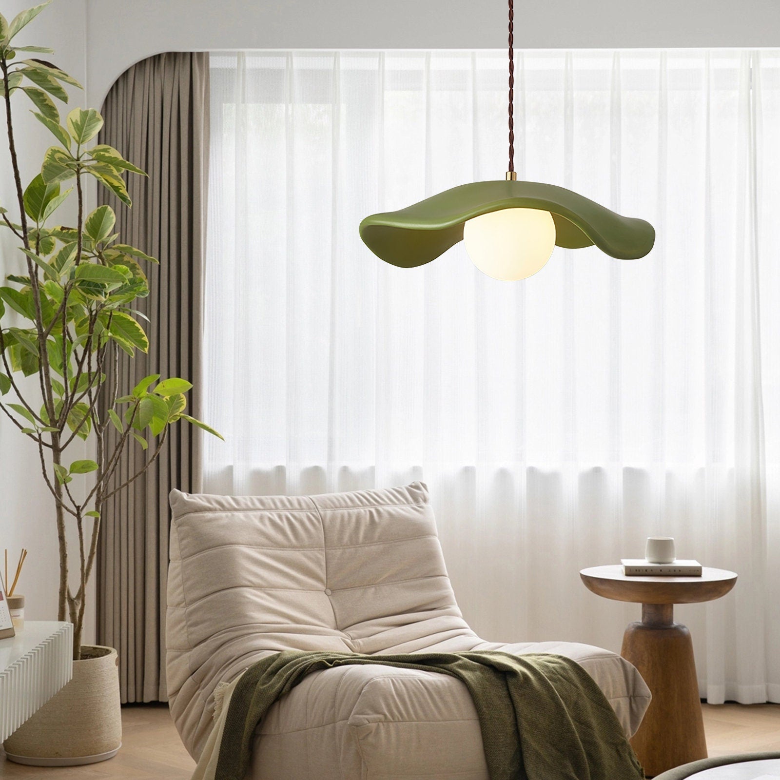 Yumi Sculptural Resin Elegance Minimalist Pendant Light