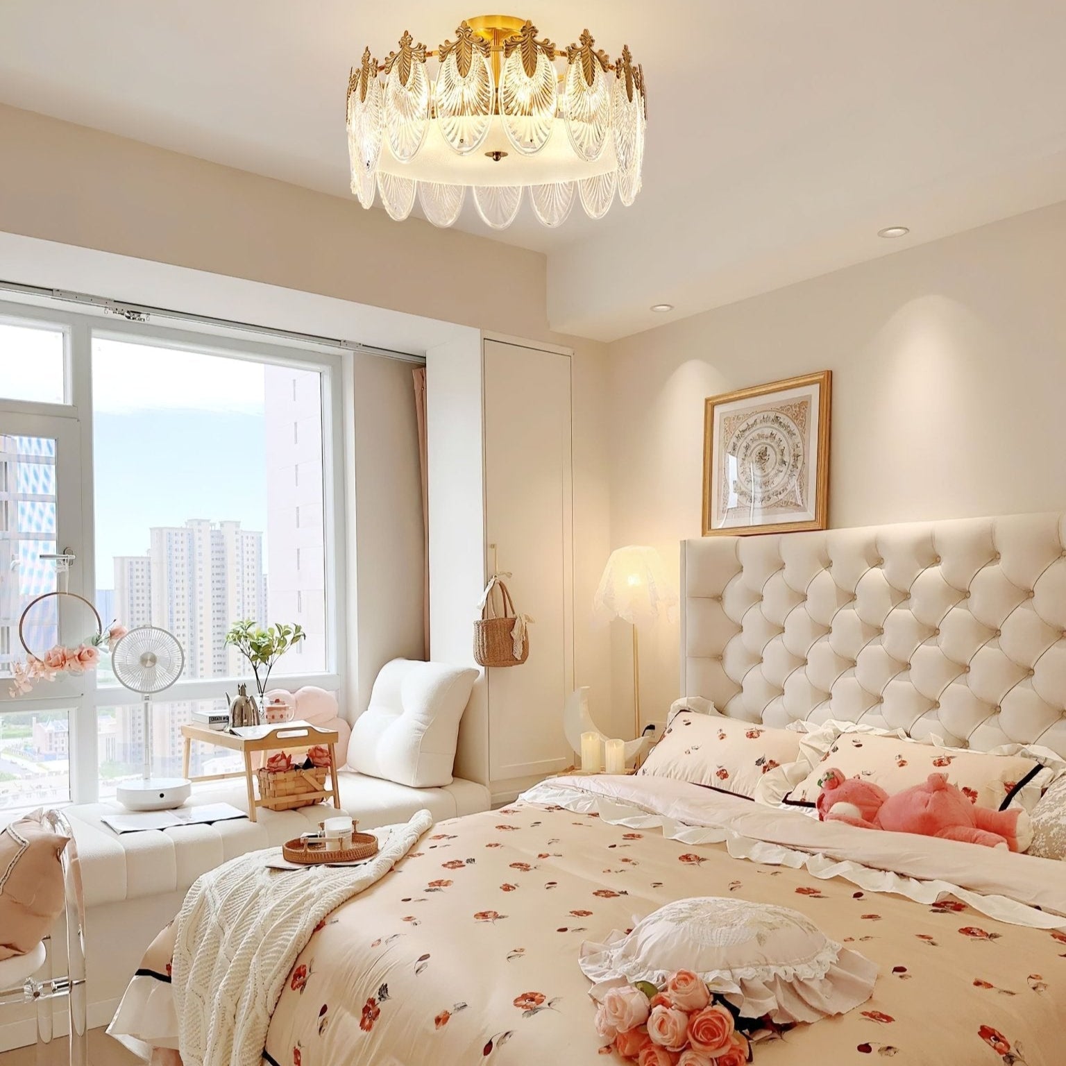 Lucea Bloom Retro Glass Round Chandelier