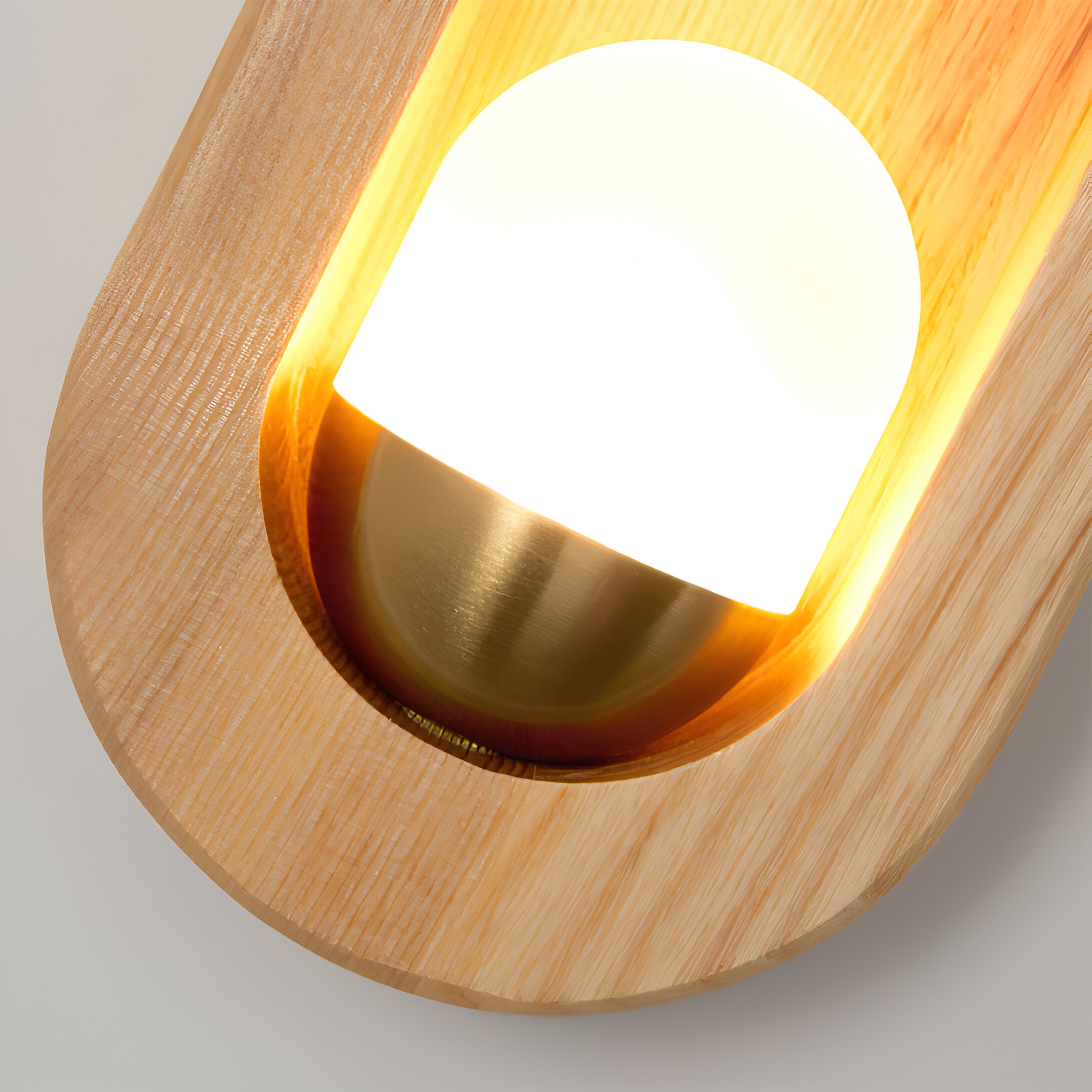 Nordic Style Egg Chaymae Wall Light