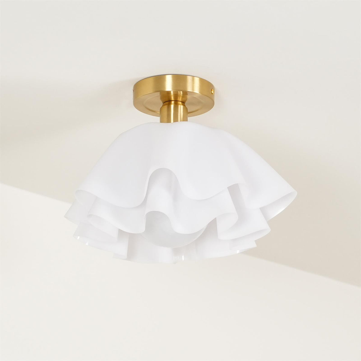 Lustra Pleated Retro Brass Acrylic Ceiling Light