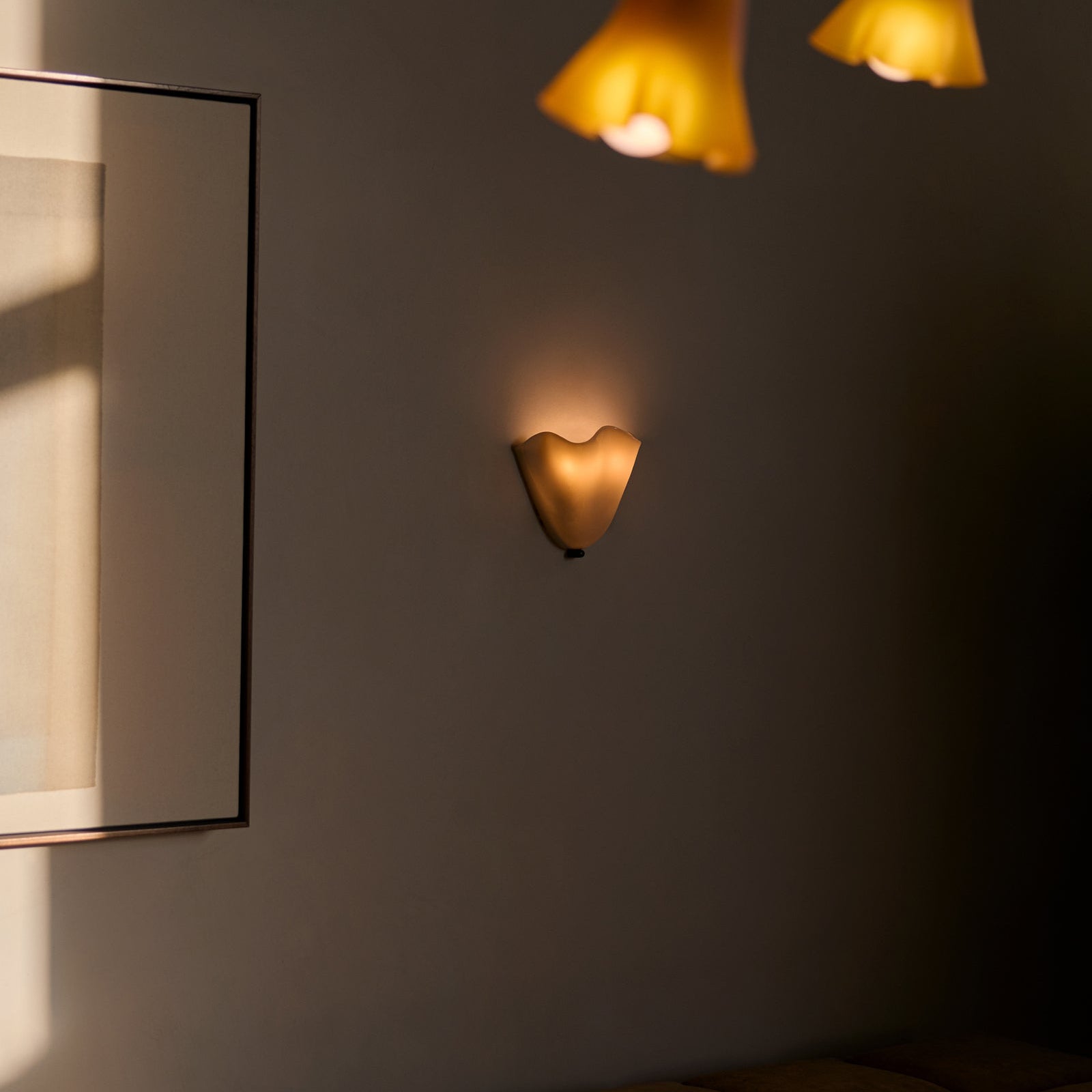 Skirt Series Retro Colored Glass Skirt Shell Wall Light