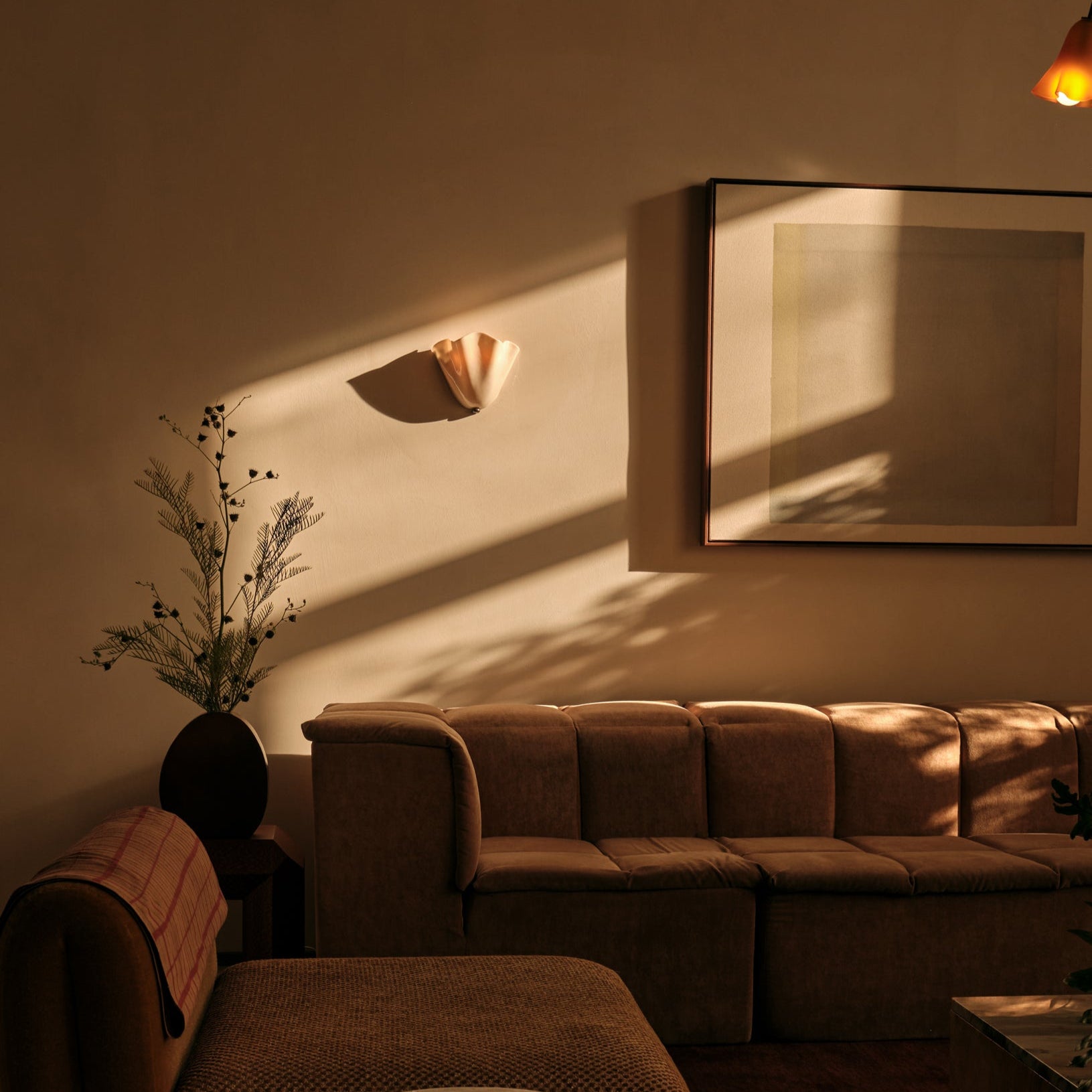 Skirt Series Retro Colored Glass Skirt Shell Wall Light