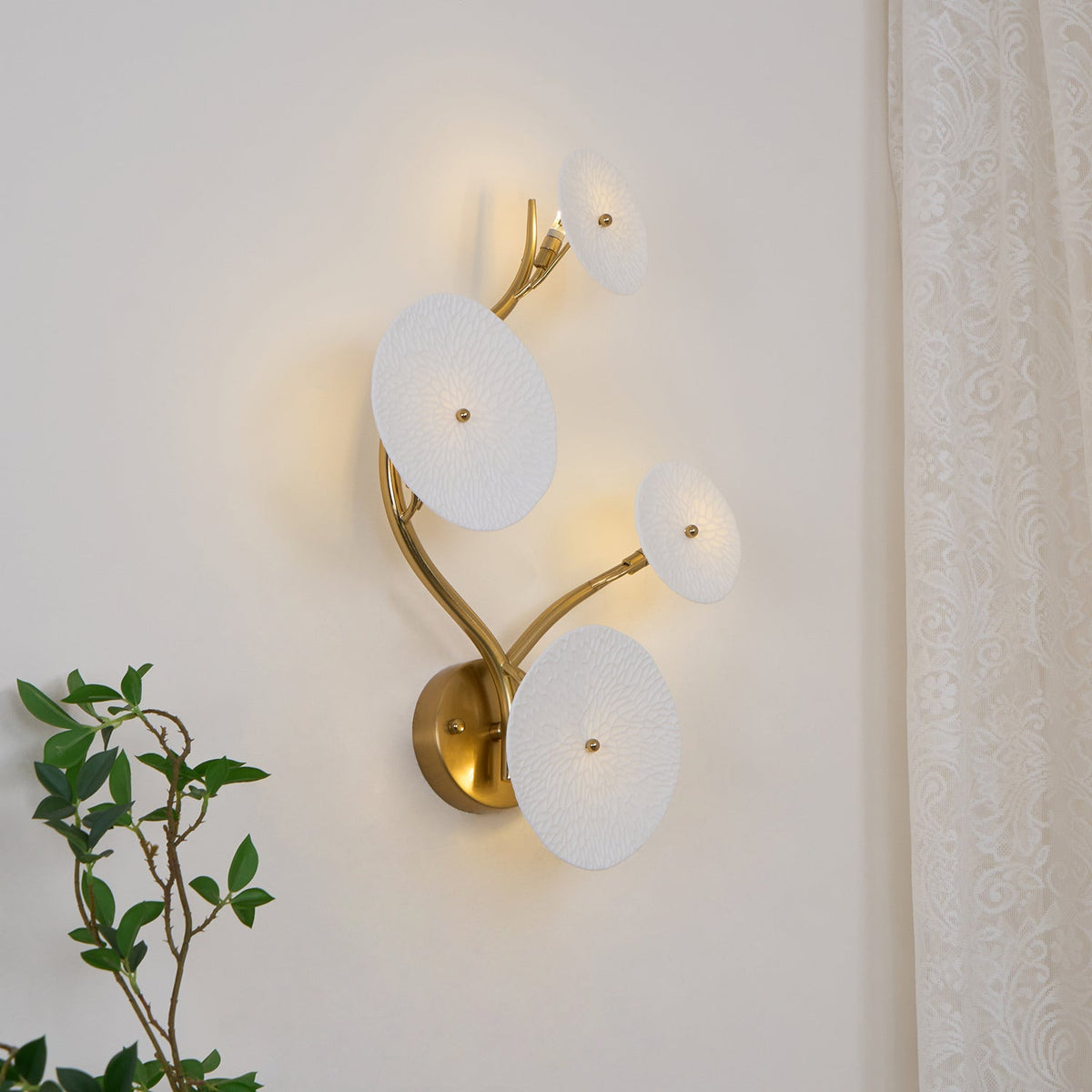 Aurelia Nordic Lotus Petal Ceramic Wall Light
