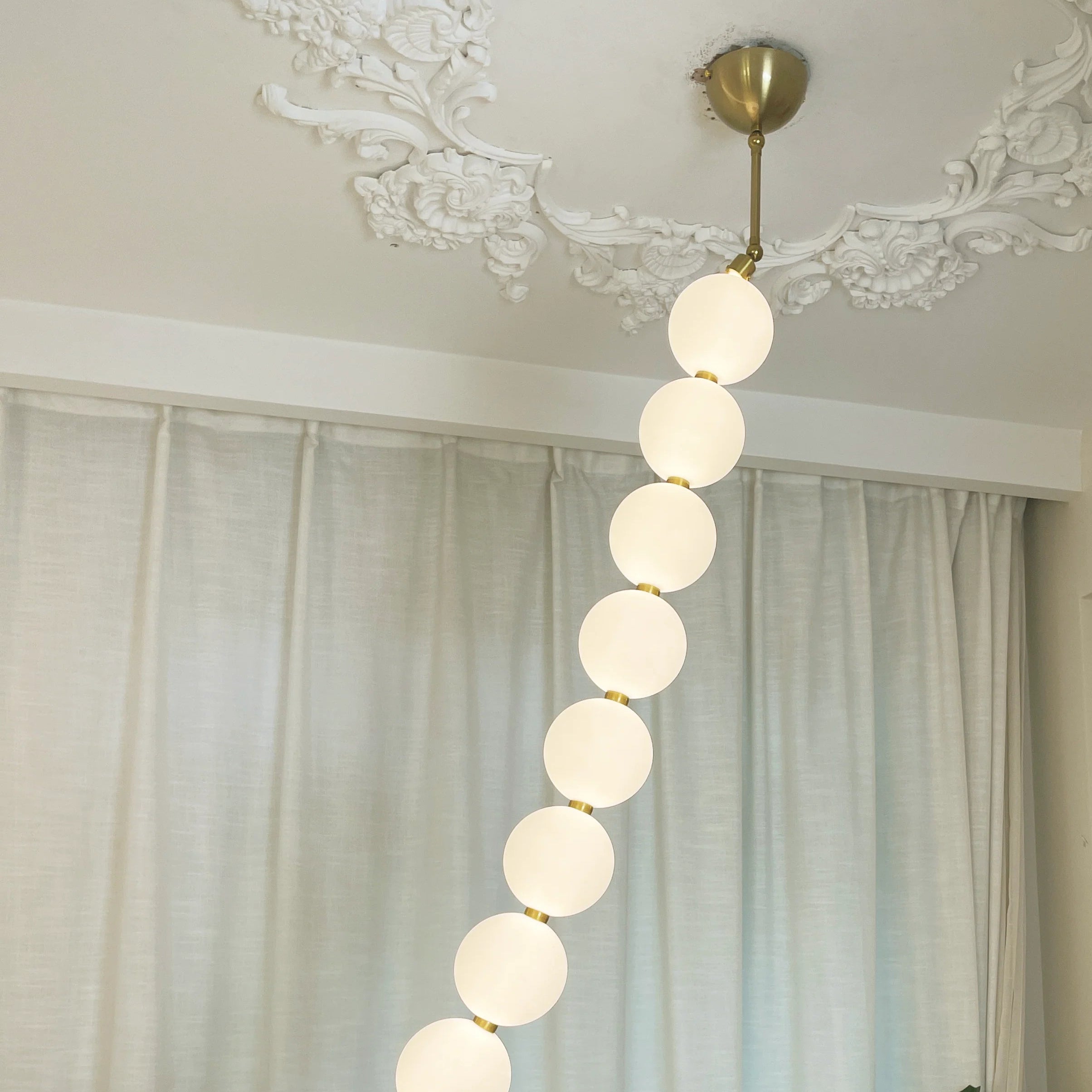 Pearl Necklace Japandi Acrylic Brass Chandelier