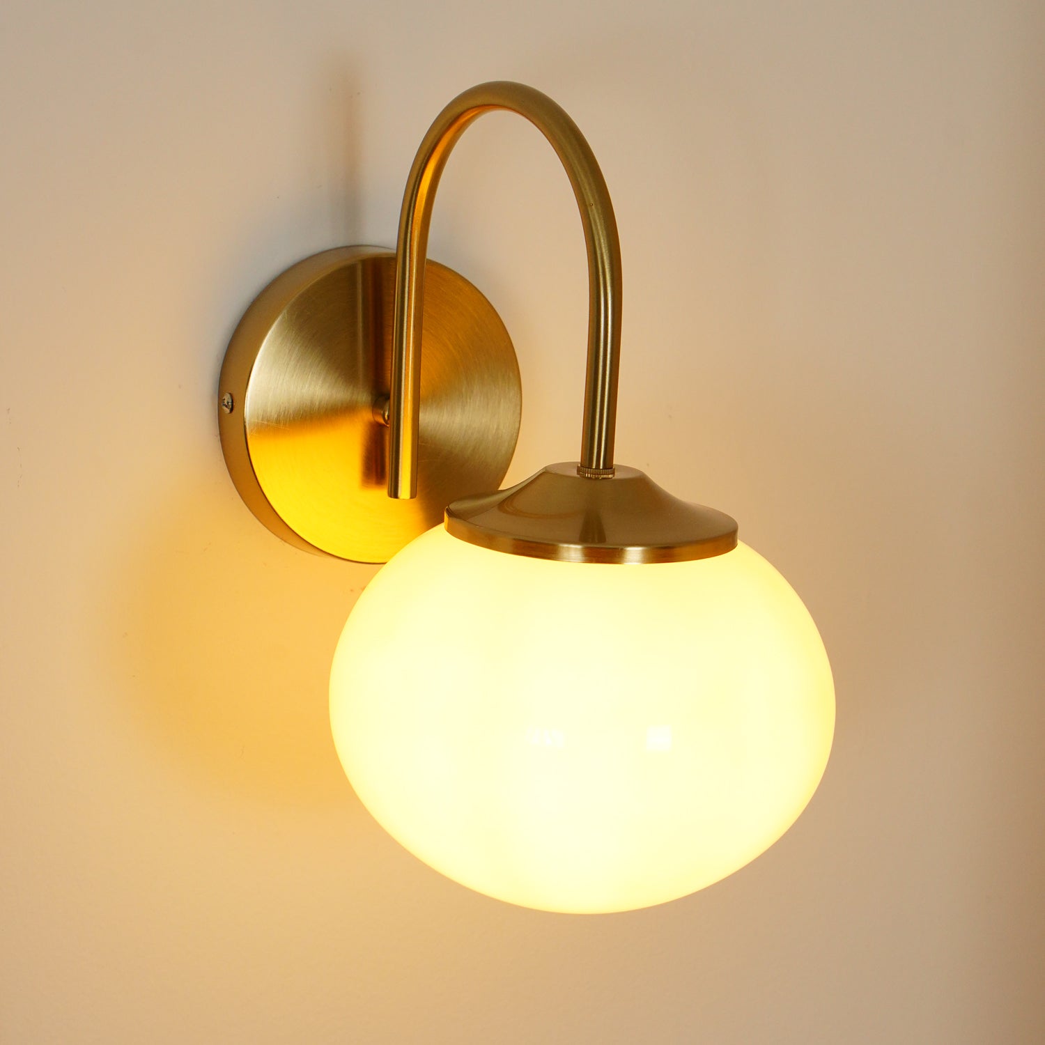 Uma Retro Glass Globe Wall Lamp