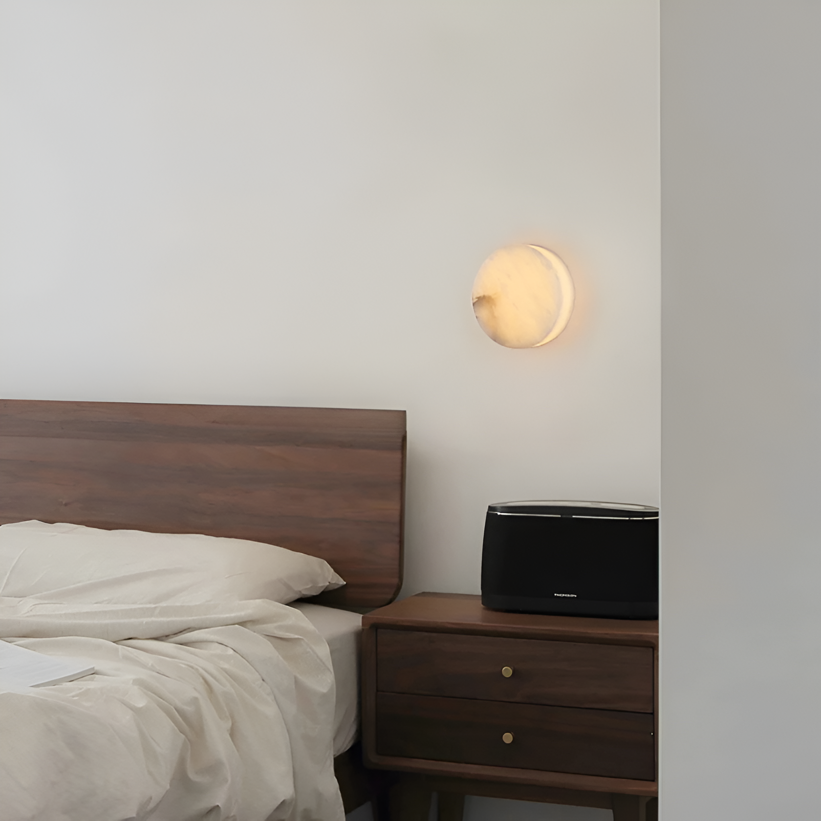 Nordic Alabaster Davina Wall Light