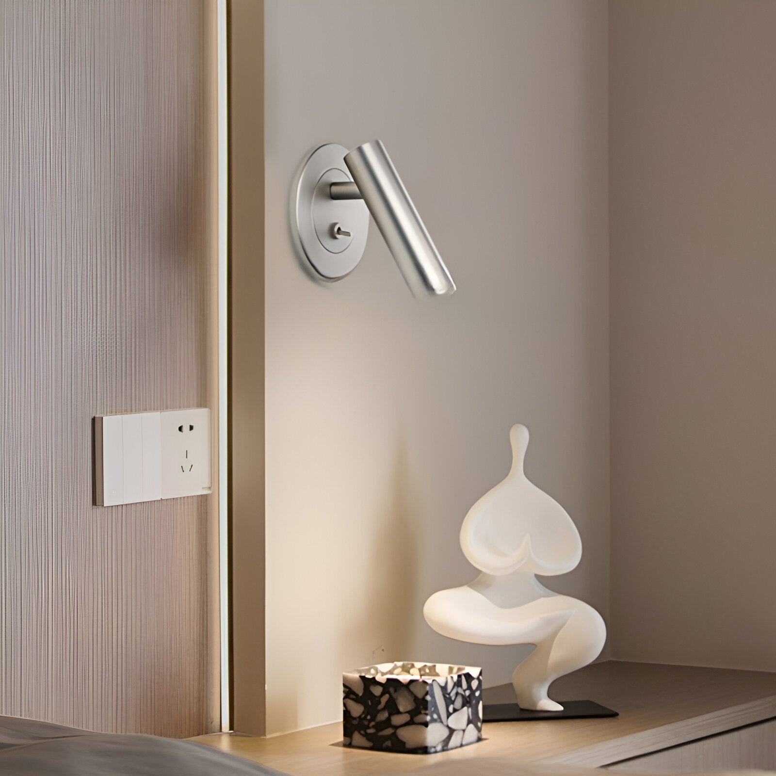 Nordic Aluminum Lampshade Scottie LED Wall Light