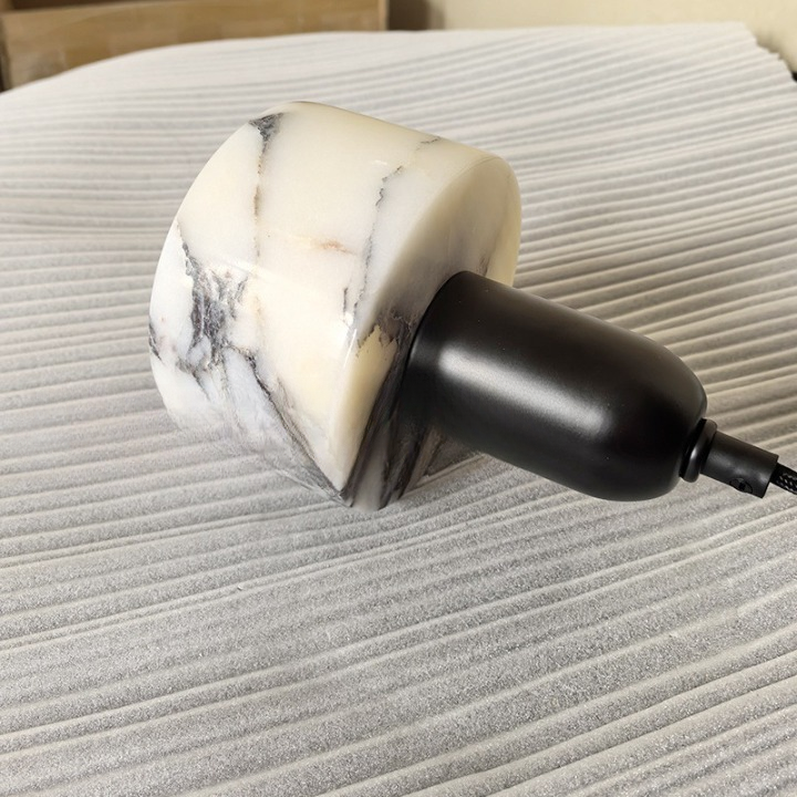 Lampada a sospensione in marmo alabastrino Nordic Dekum