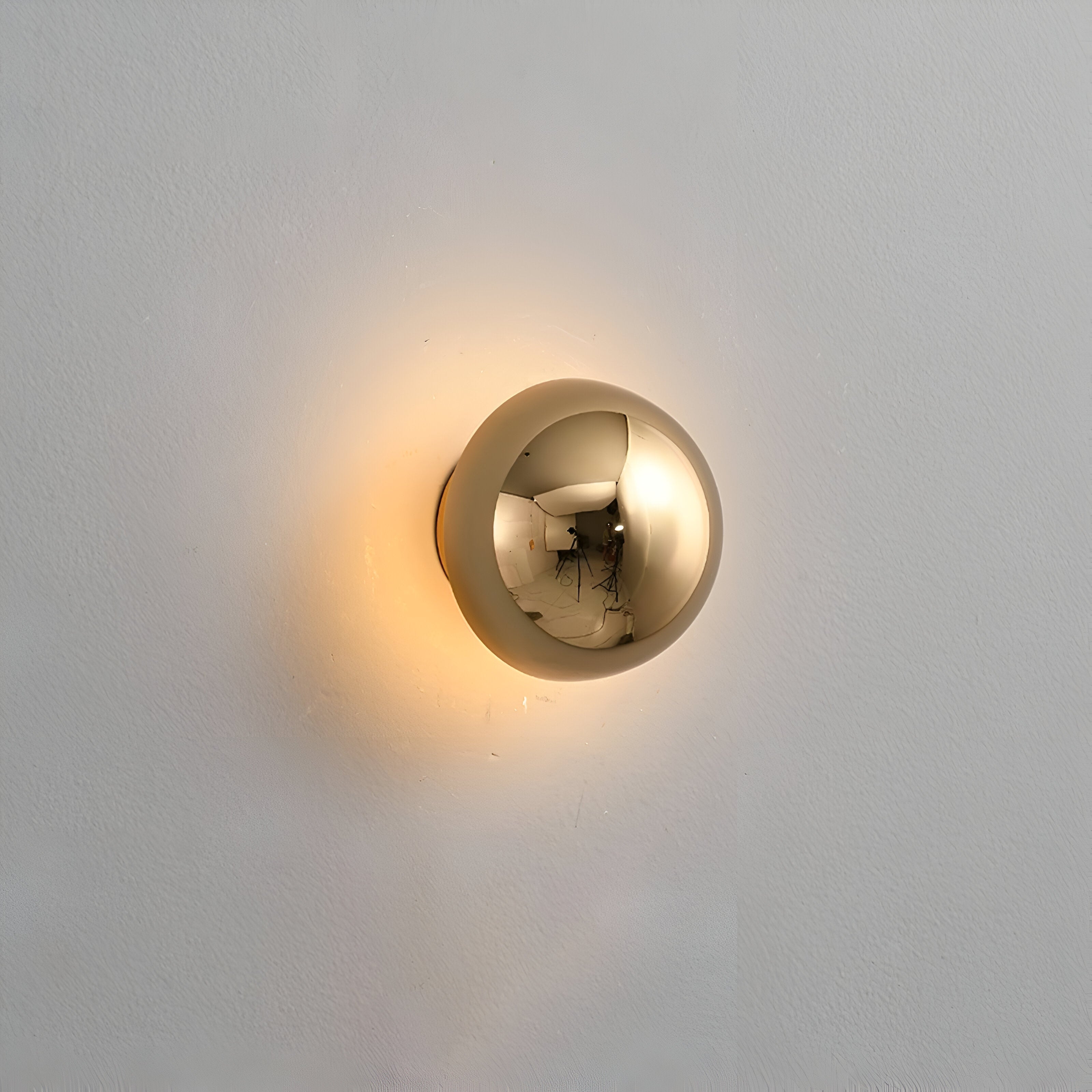 Nordic Iron Eclipse Wall Light
