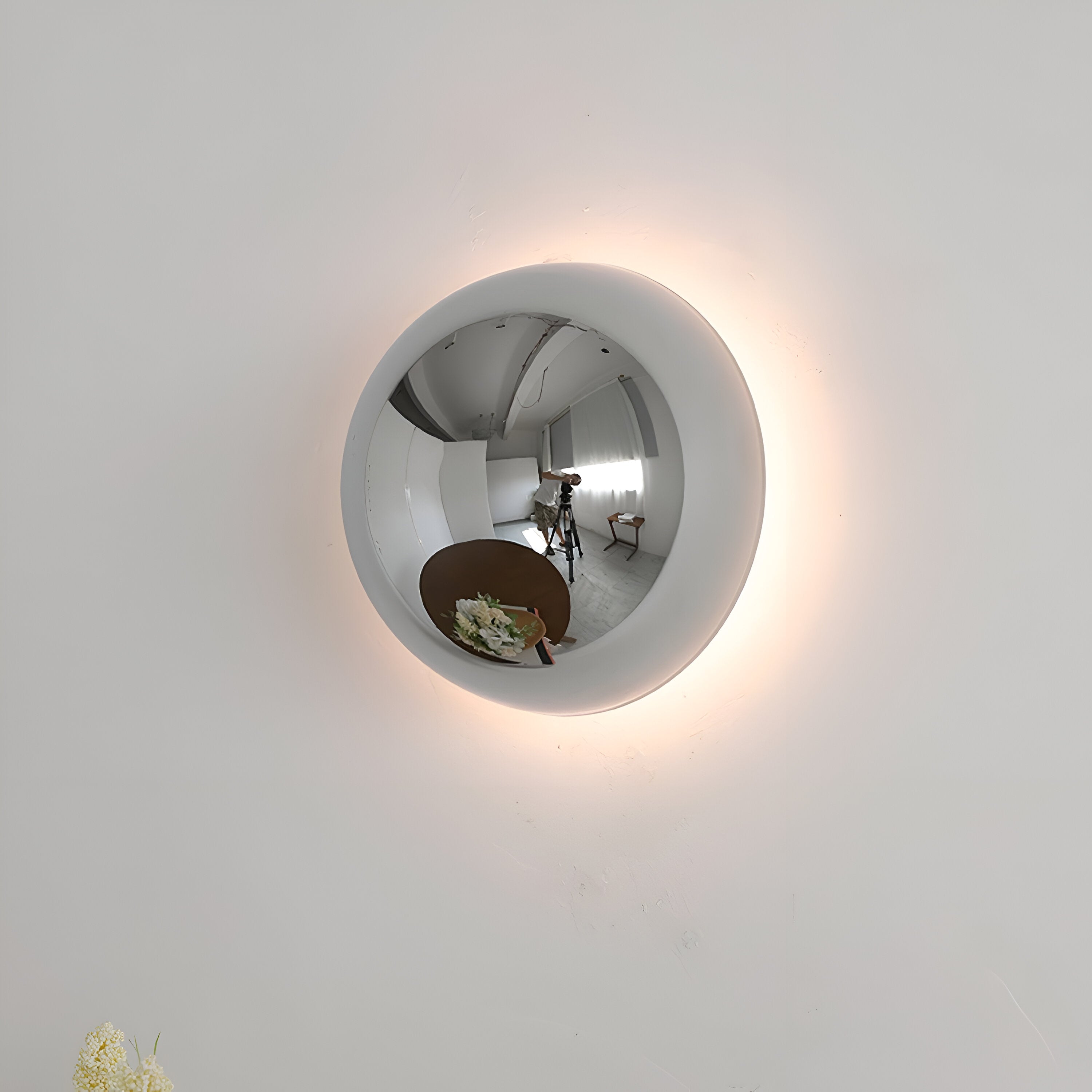 Nordic Iron Eclipse Wall Light