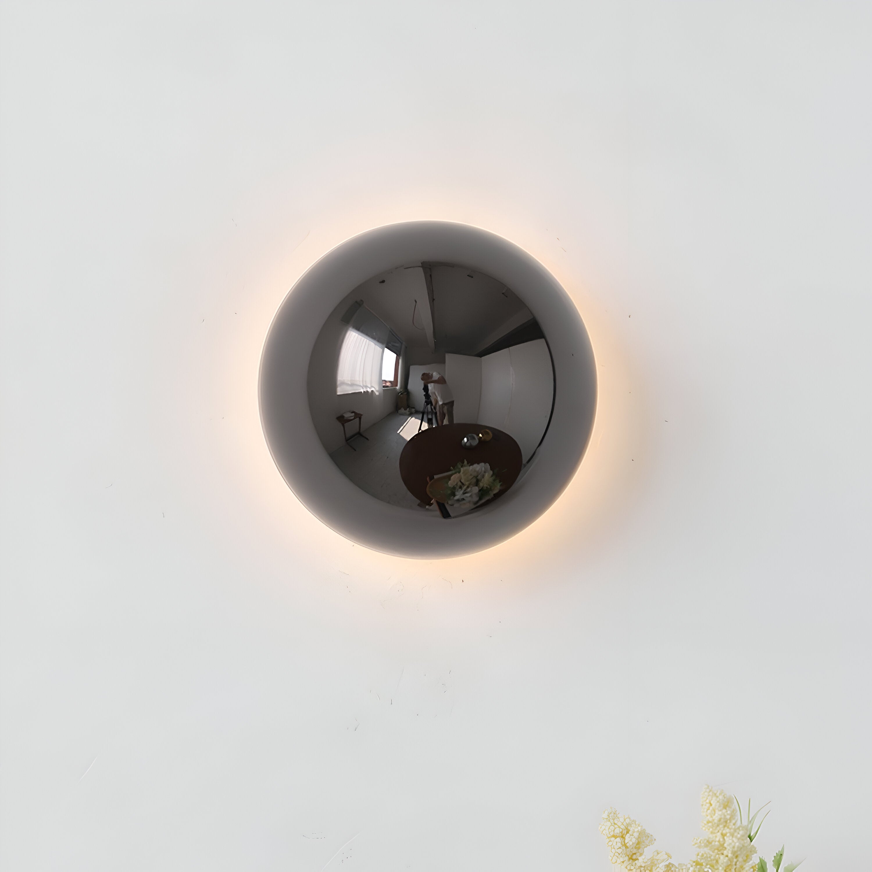 Nordic Iron Eclipse Wall Light