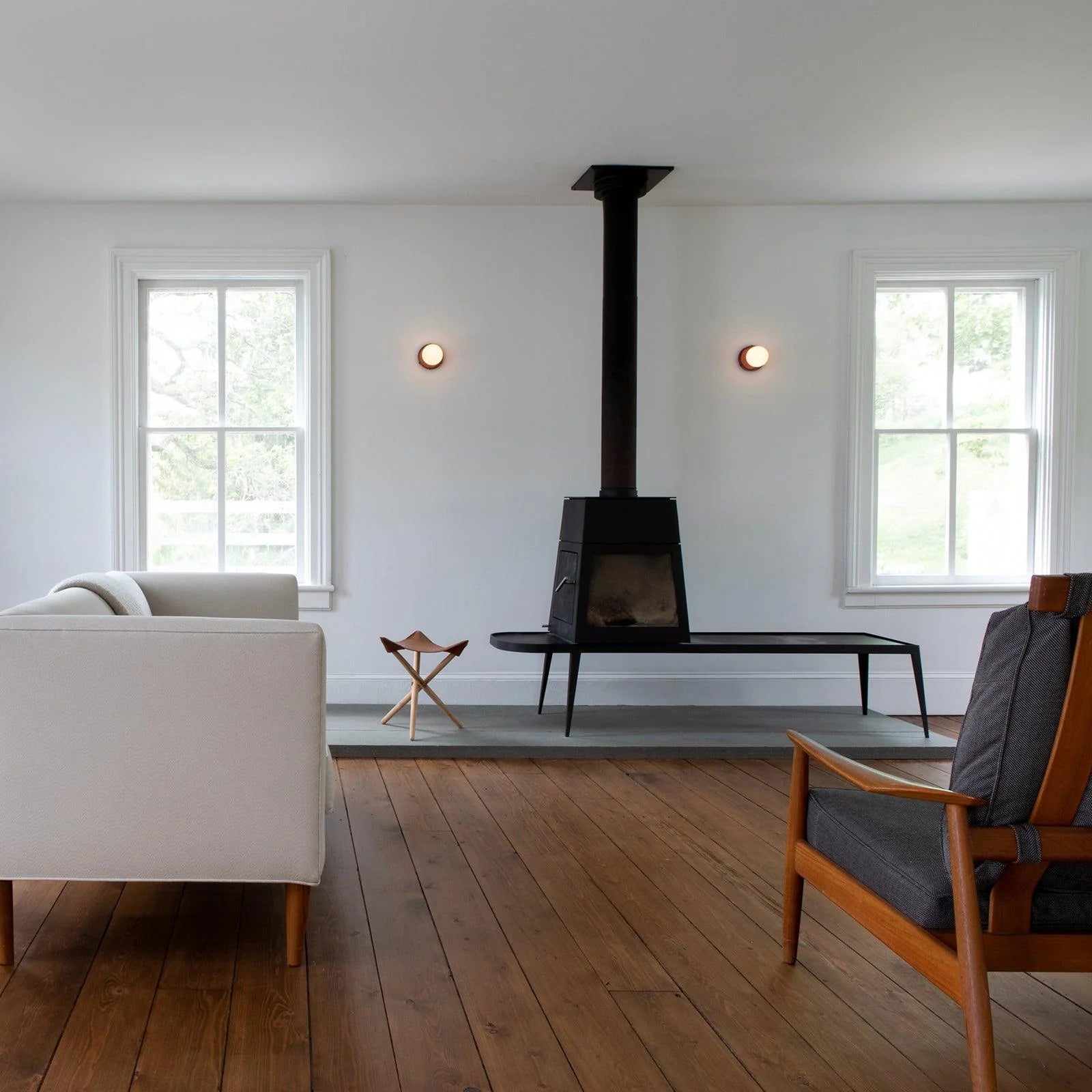 Nordic Rounded Minimalist LED Iron Wall Light