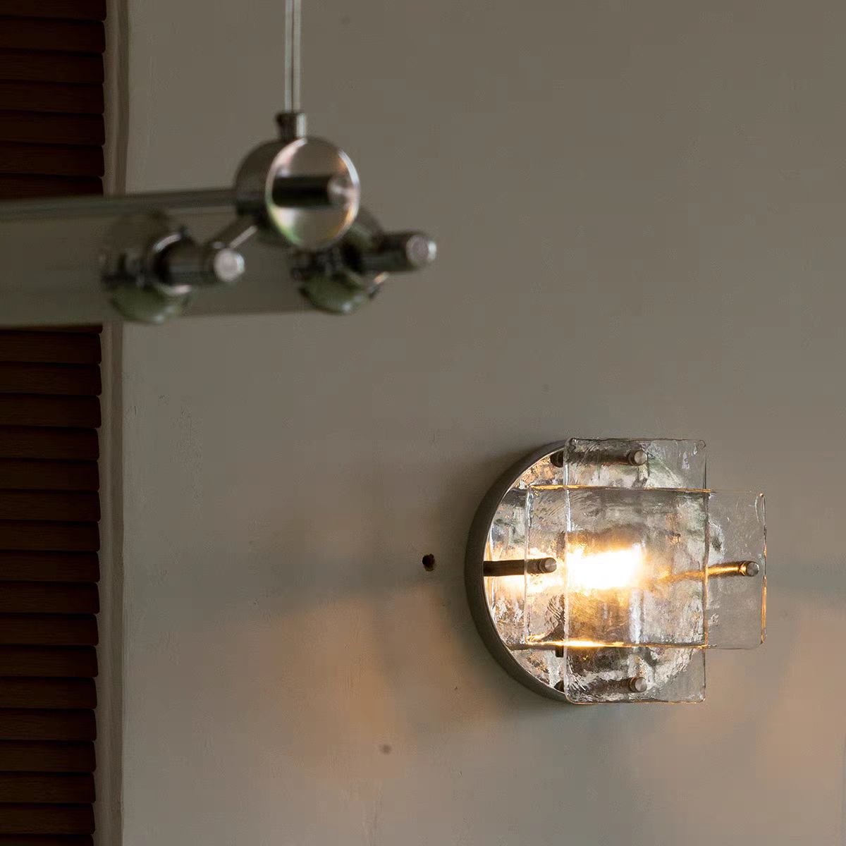 Lustra Chrome Glass Industrial Wall Light