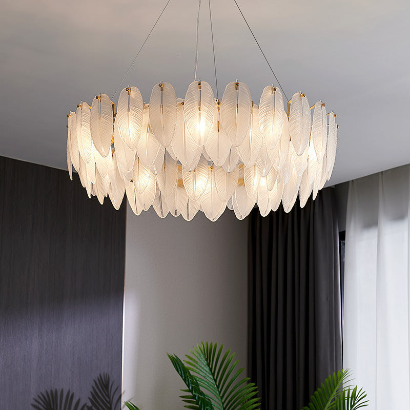 Chandelier en verre doré de luxe avec plumes