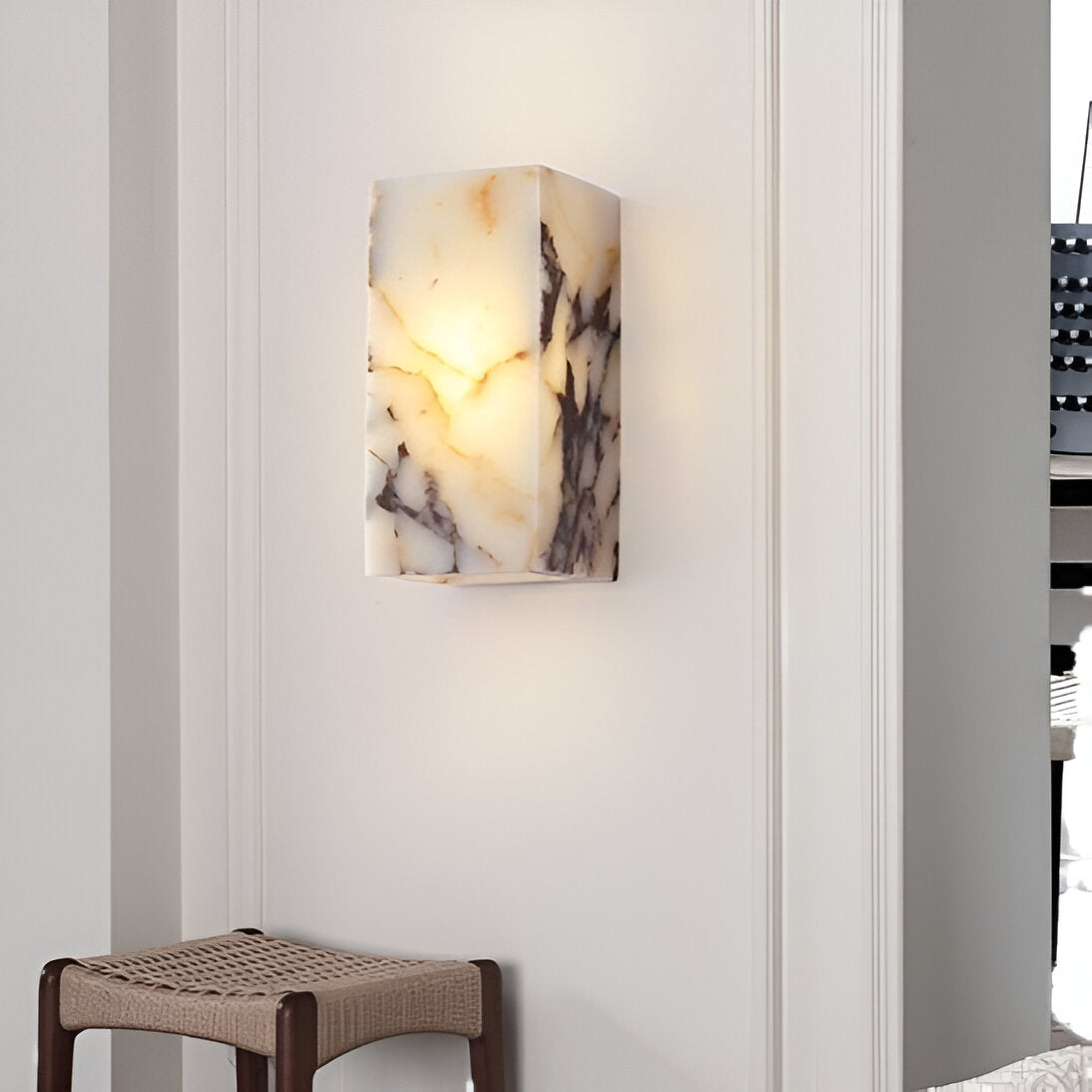 Lampada da parete in pietra naturale Moonshade in marmo di lusso