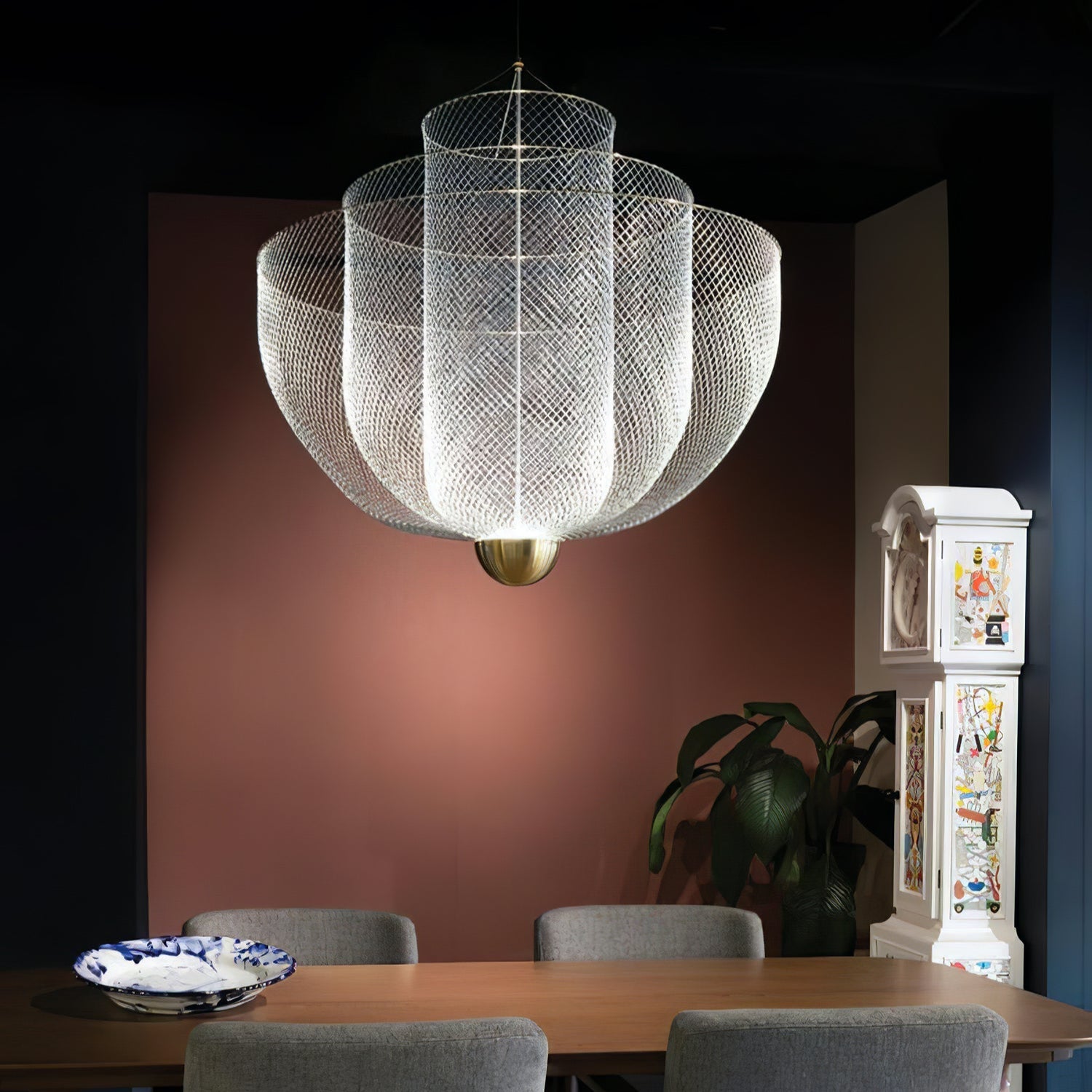 Radiant Wirelight Sculptural Japandi Metal Pendant Light