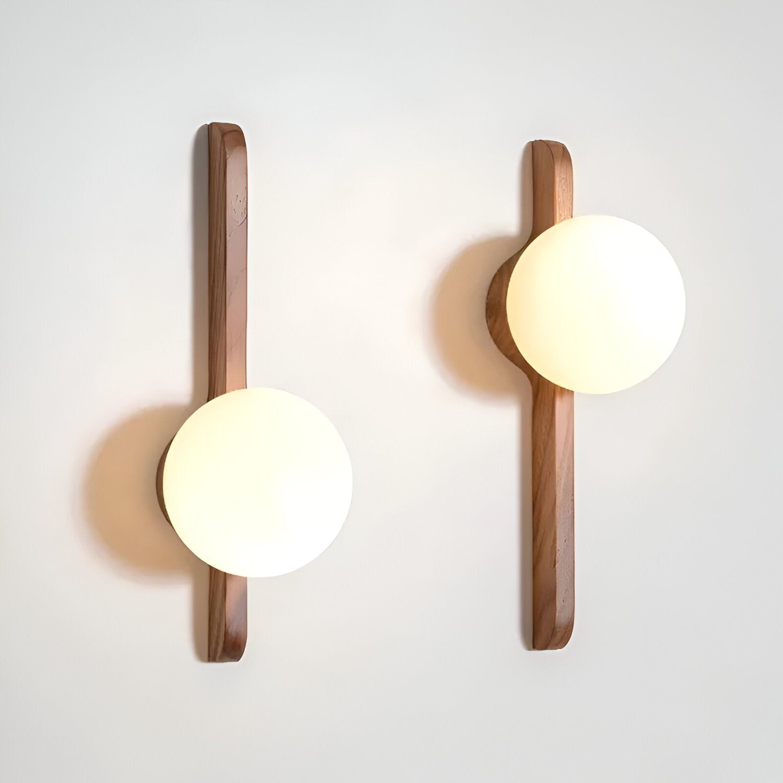 Thais Wood Nordic Glass Wall Light
