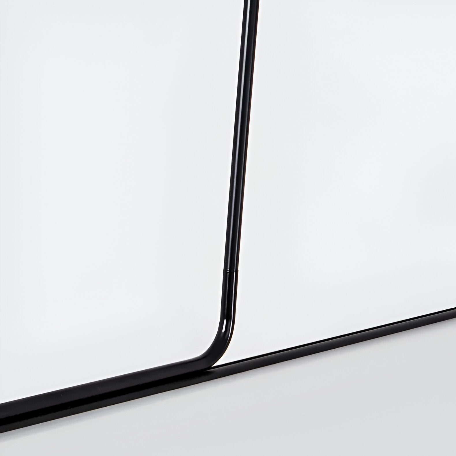 Luxury Acrylic Lampshade Mariah Linear Pendant Light