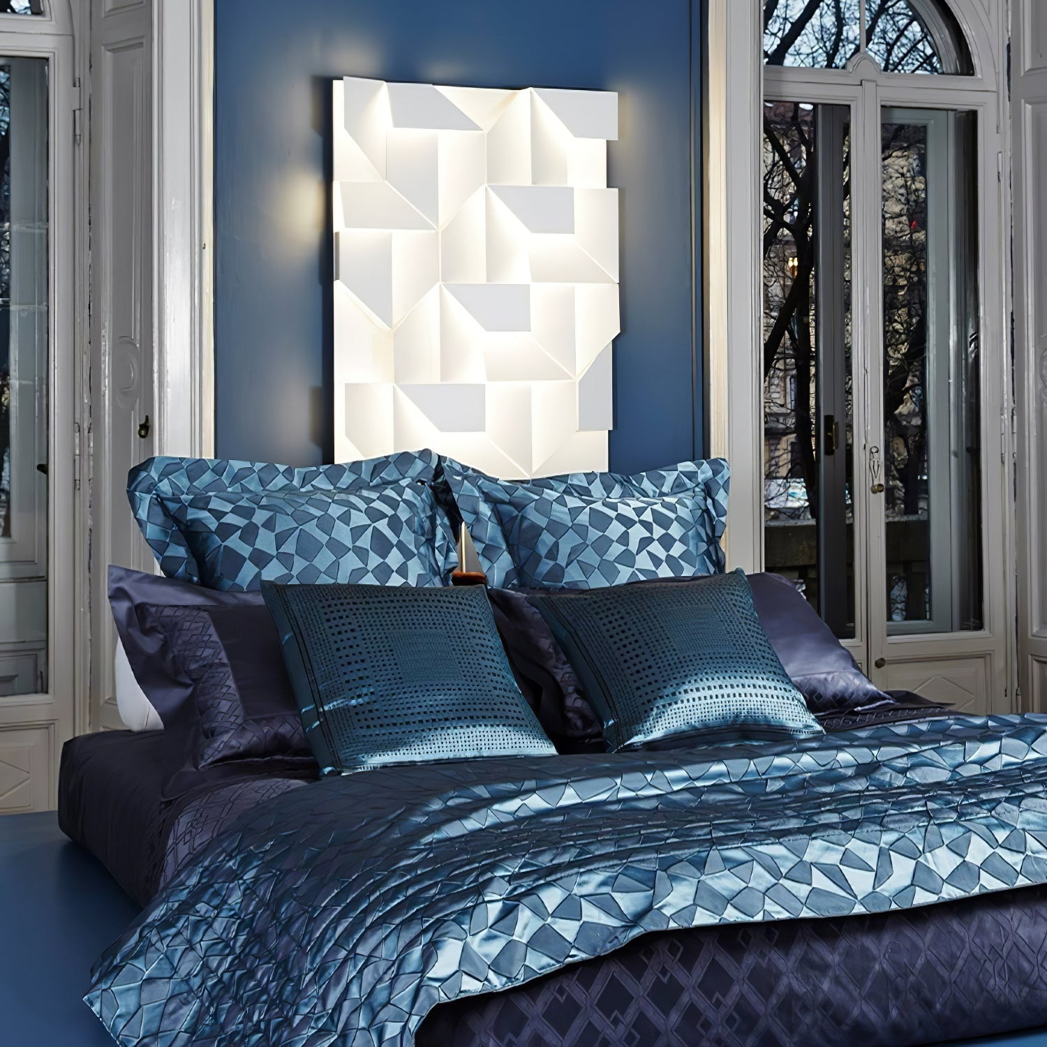 The Geometry of Silence Minimalist Aluminum Wall Light