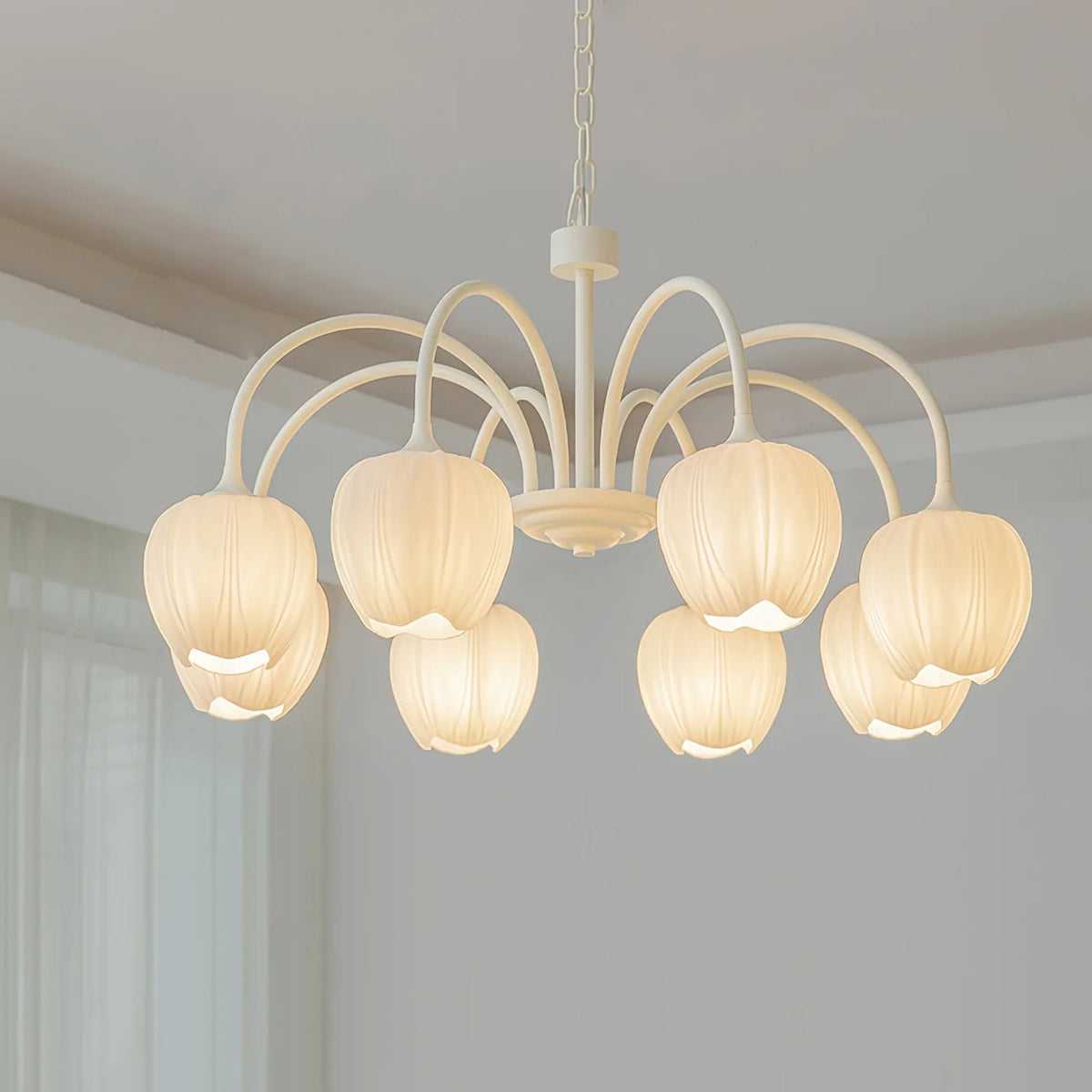 Tulipa Matcha Nordic Glass Chandelier