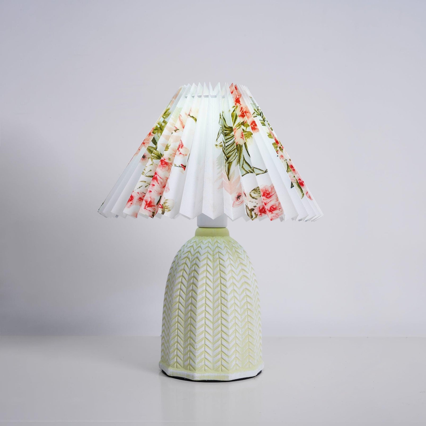 Elowen Vintage Pleated Ceramic Table Lamp