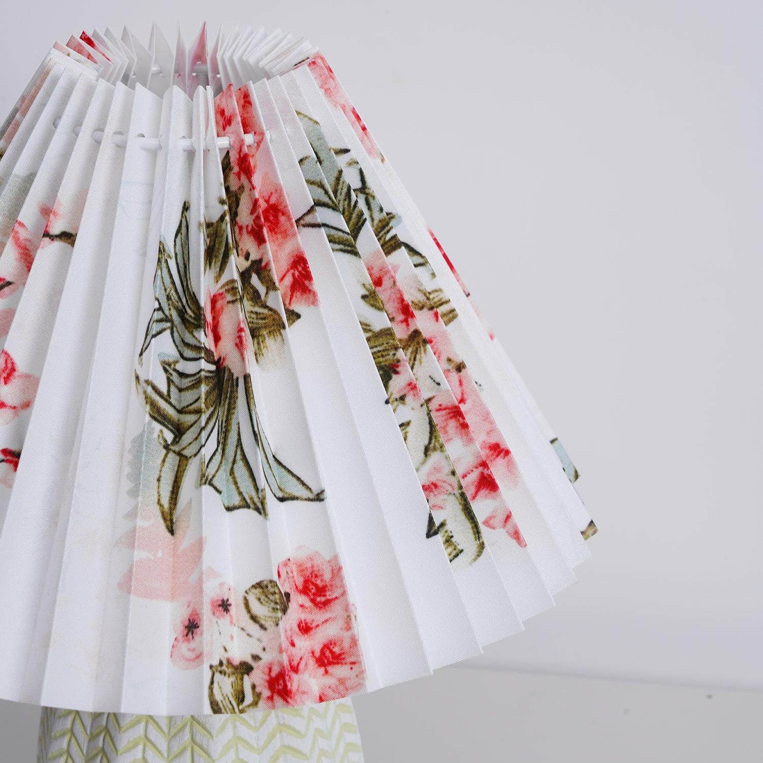 Elowen Vintage Pleated Ceramic Table Lamp