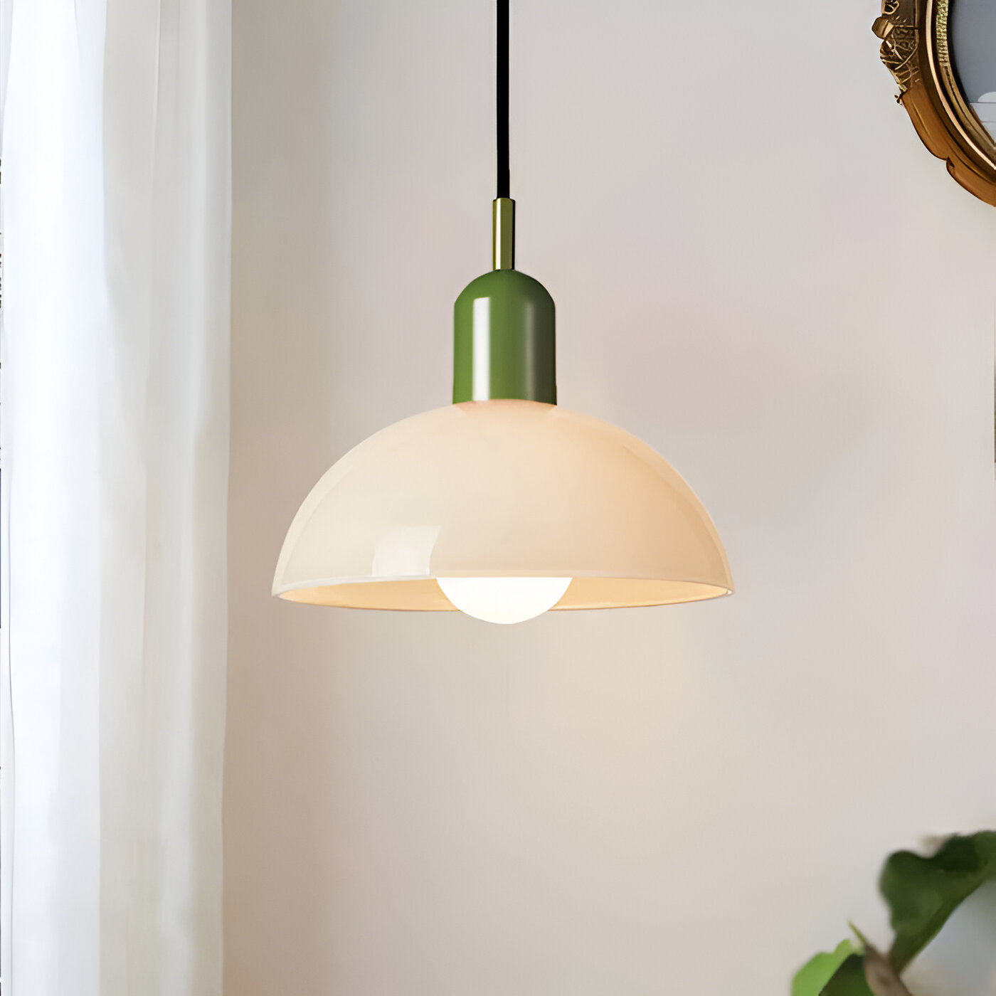 La suspension en verre Bauhaus contemporain