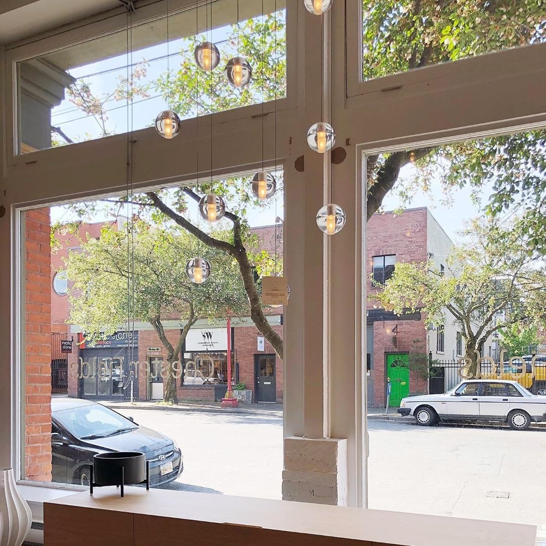 Nordic Crystal Pendant Light