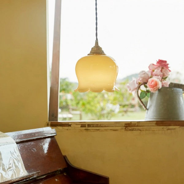 Retro Cream Lily of the Valley Flower Light