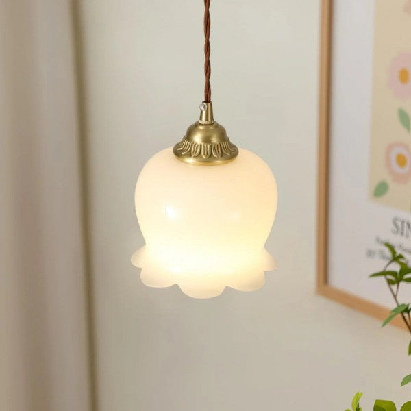 Retro Cream Lily of the Valley Flower Light