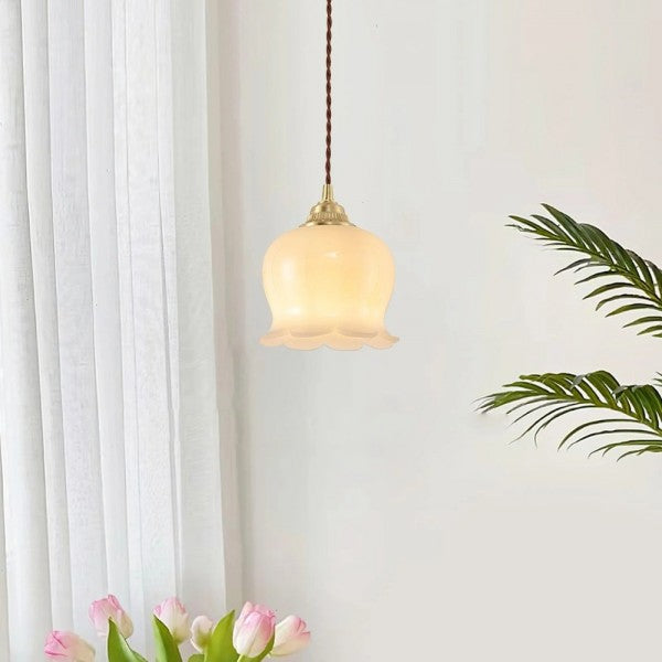 Retro Cream Lily of the Valley Flower Light