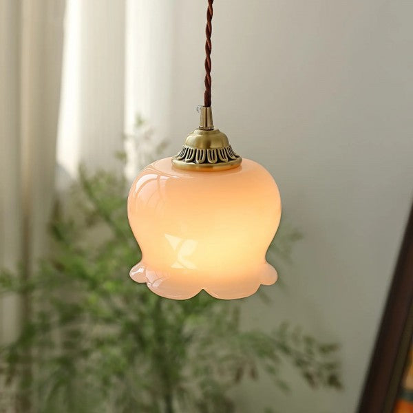 Retro Cream Lily of the Valley Flower Light