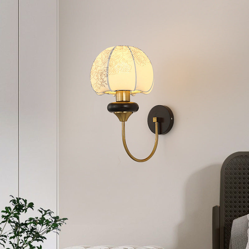 Traditional Pattern Fabric Wall Sconce Lamp