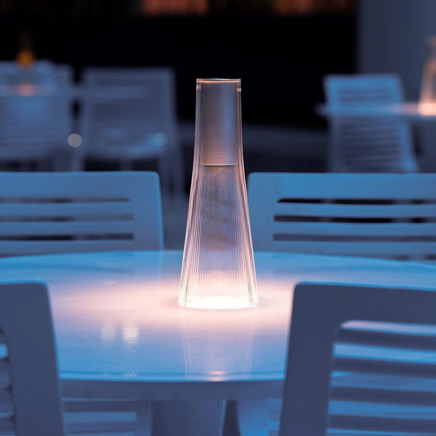 Candel Wireless Table Lamp