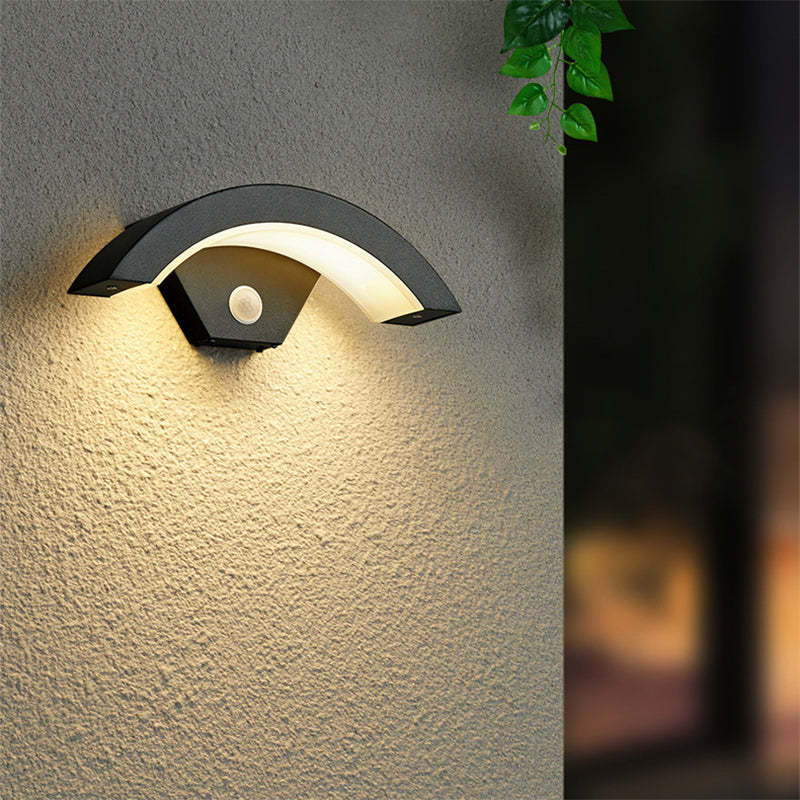 Nordic Arc Metal LED IP65 Waterproof Outdoor Wall Lamp