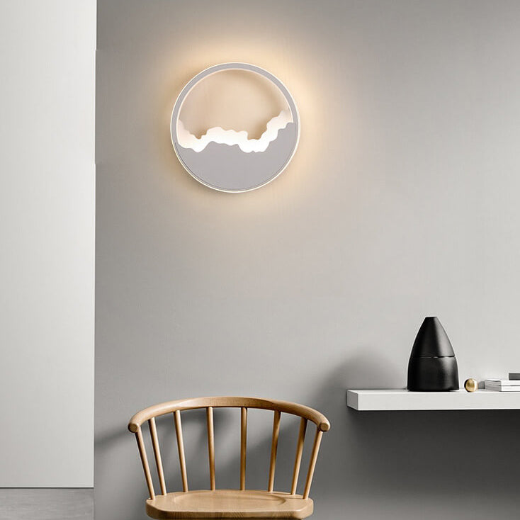 WaveGlow - Modern oval LED wall lamp made of iron with a refined wave design