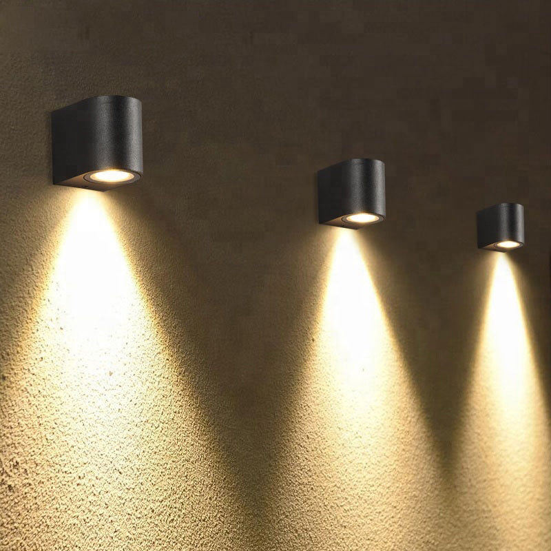 Lampe murale extérieure carrée en métal minimaliste IP65 étanche