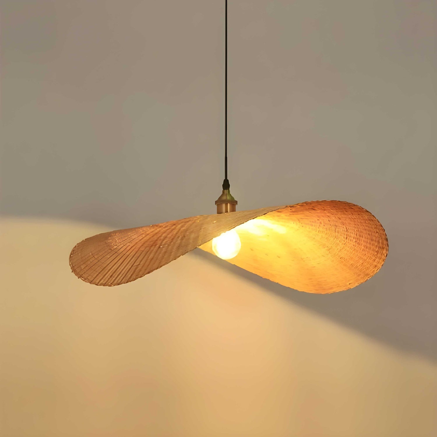 The Radiance of Shadows Pendant Lamp