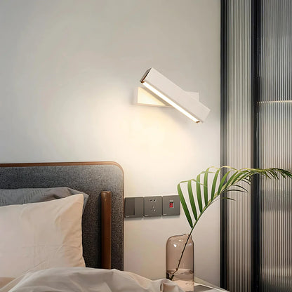 The Light Line Wall Lamp