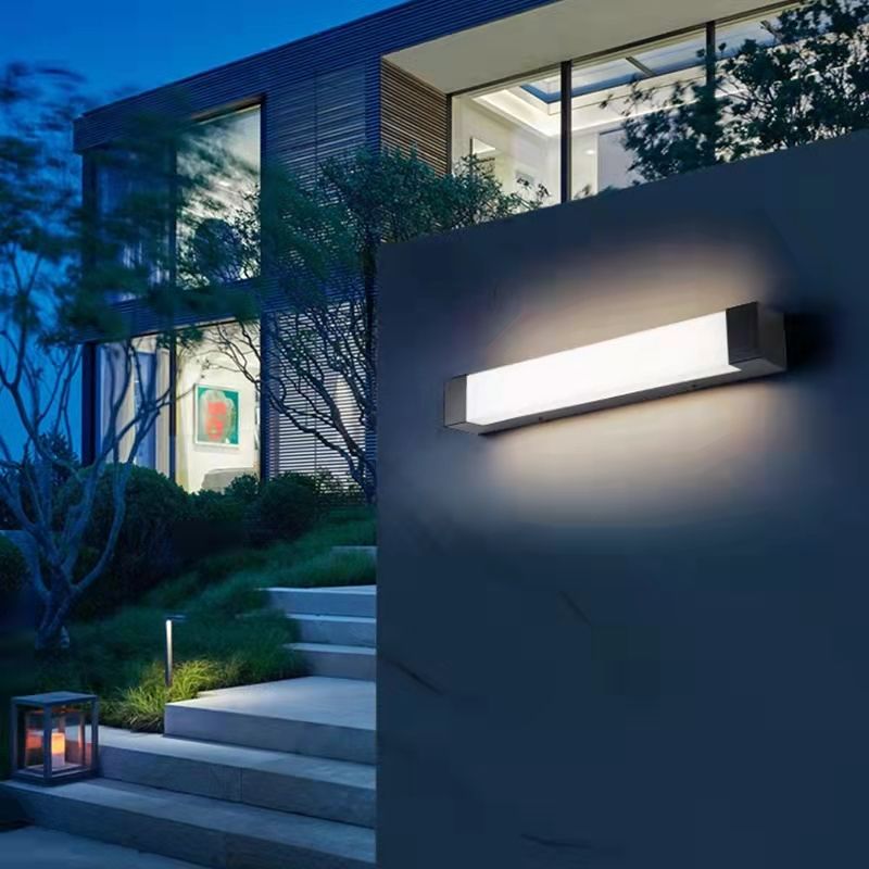 Minimalist Waterproof Linear IP65 Waterproof Outdoor Lamp