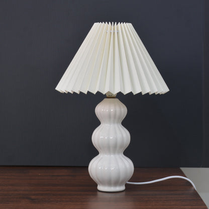 Retro Korean Style Pleated Skirt Table Lamp